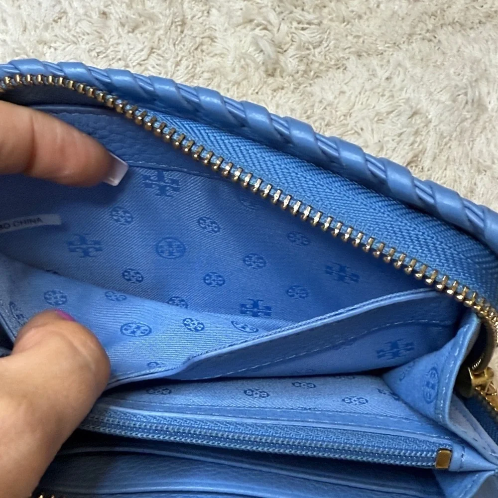 Tory Burch Vibrant Blue Marion Smartphone Leather Wristlet